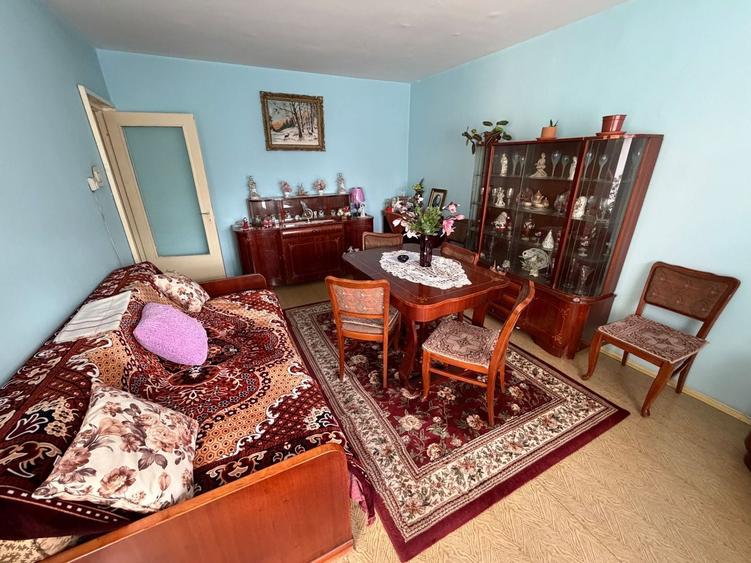 Apartament cu 2 camere în Cetate