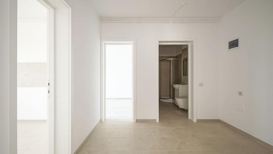 Apartament cu 3 camere decomandat în Sânpetru