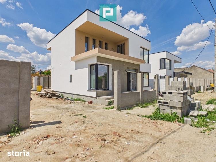 Casă cu 6 camere cu Teren 464 Mp în Pârneava