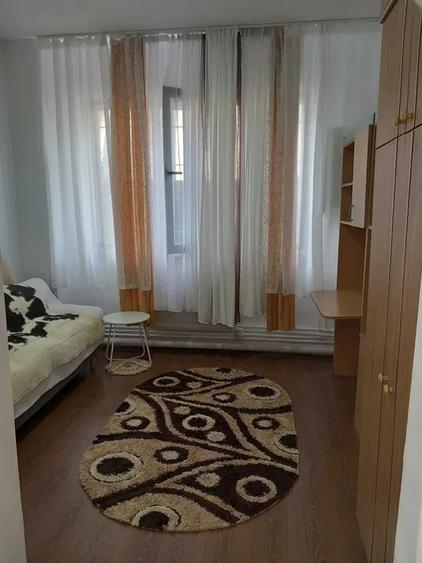 Garsonieră decomandată în Dacia