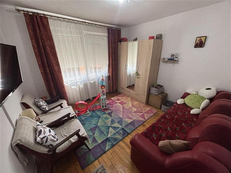 Apartament cu doua camere de inchiriat in Unirii - 1