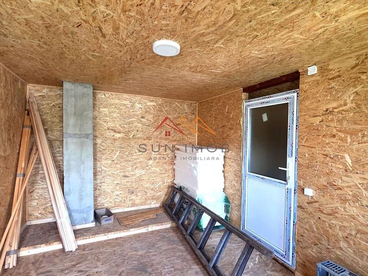 Duplex cu 3 camere cu Canalizare în Bănești