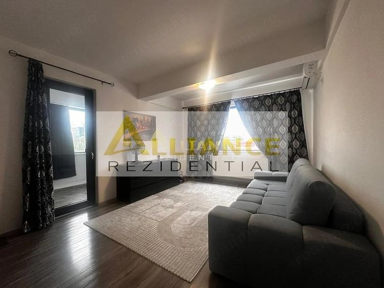 Apartament cu 3 camere decomandat în Berceni