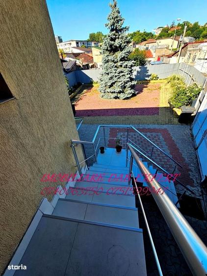 Casă cu 4 camere în Dunărea