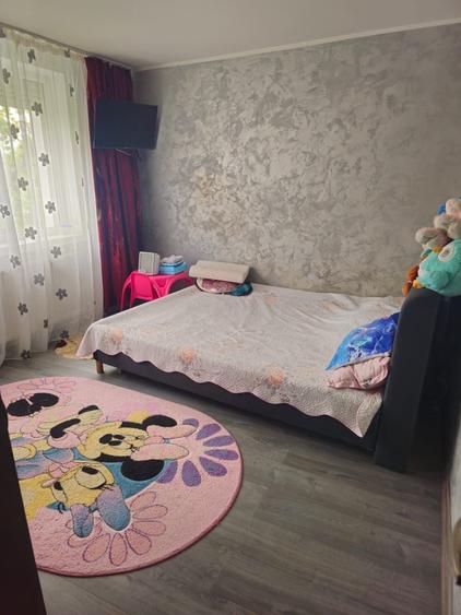 Apartament cu 2 camere în Micro 17
