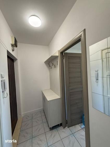 Apartament cu 2 camere semidecomandat în Tomis I