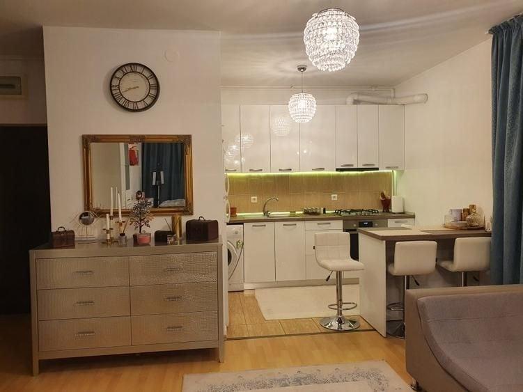 Apartament cu 2 camere semidecomandat, mobilat în Titan — fotografia 1