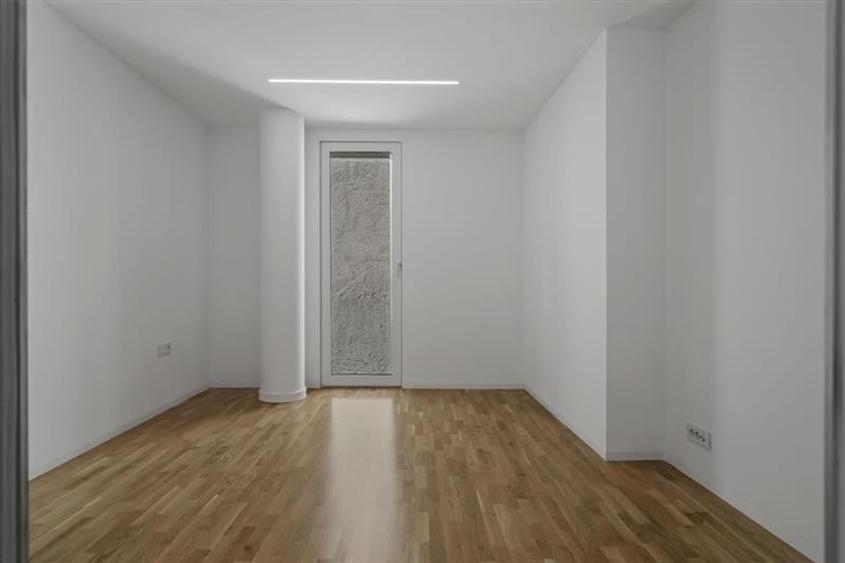 Apartament cu 3 camere decomandat în Unirii