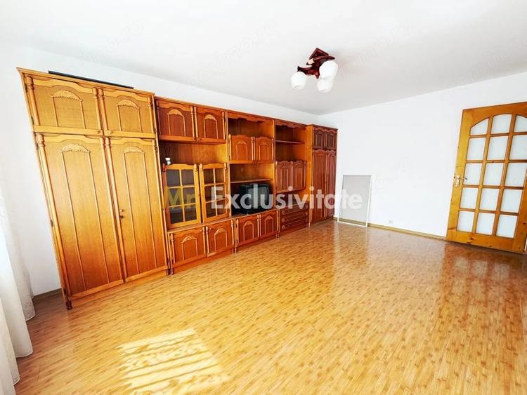 Apartament cu 3 camere decomandat în Nord
