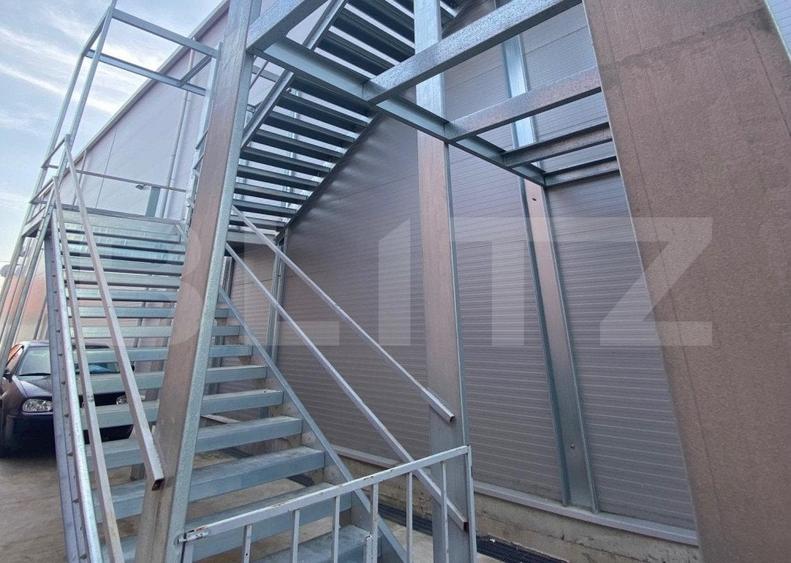 Spațiu industrial, de 1,800 mp, în Exterior Est