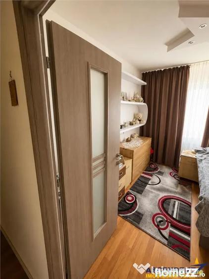 Apartament cu 3 camere decomandat în Județean