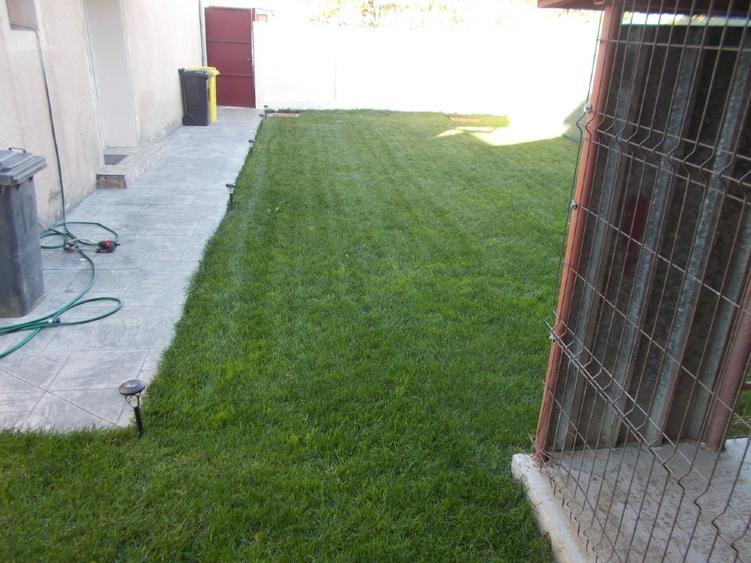 Casă individuală cu 3 camere cu Teren 240 Mp în Blașcovici