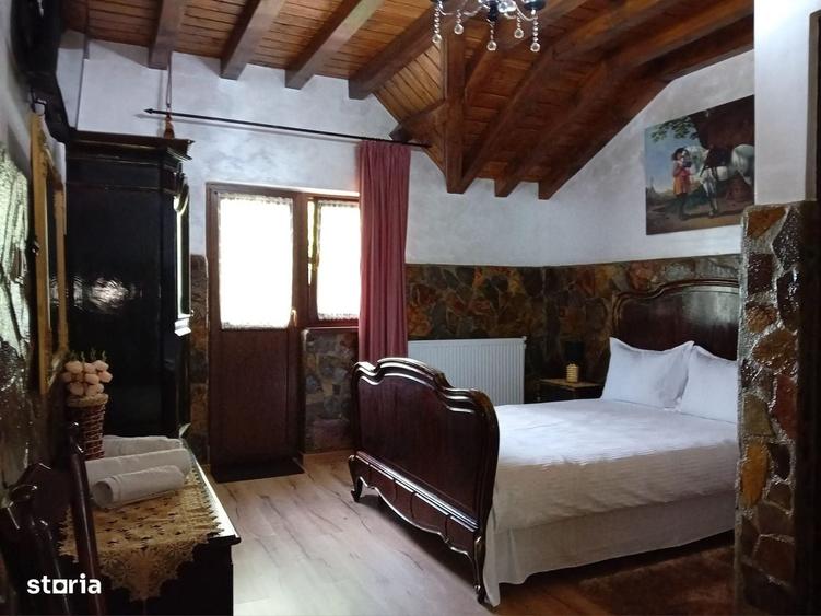 Casă cu 4 camere în Central