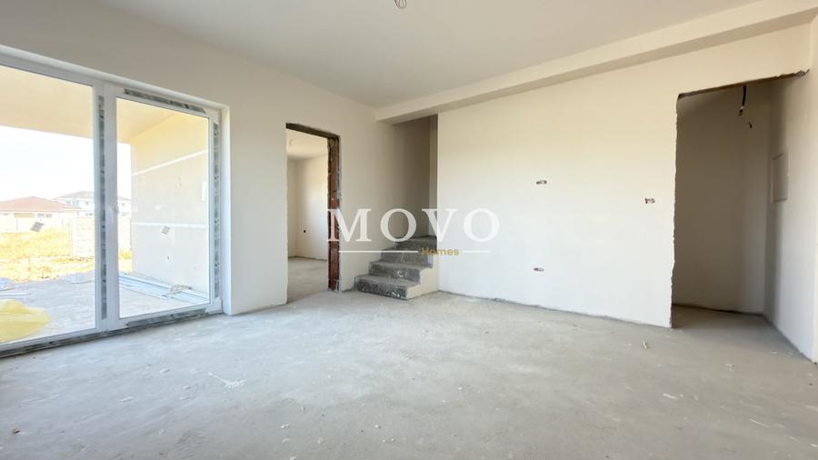 Duplex cu 4 camere cu Canalizare în Moșnița Veche