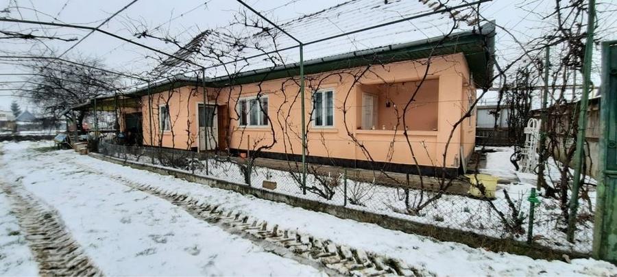 Casă cu 3 camere în Sâncraiu de Mureș