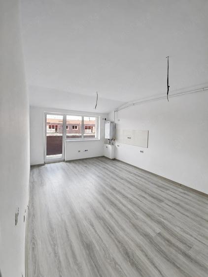 Apartament cu 2 camere decomandat în Sânpetru