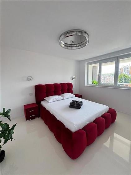 Apartament cu 2 camere decomandat în 22 Decembrie