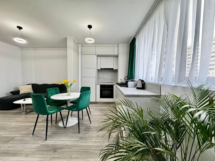 Apartament cu 2 camere semidecomandat, mobilat în Torontalului