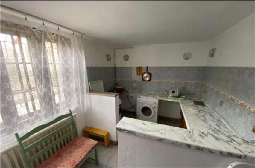 Casă cu 4 camere cu Teren 200 Mp în Elisabetin