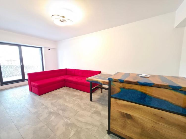 Apartament cu 2 camere decomandat în Titan