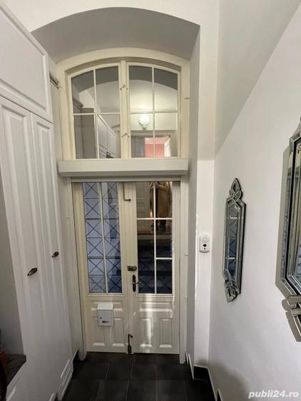 Apartament cu 4 camere semidecomandat în Ultracentral