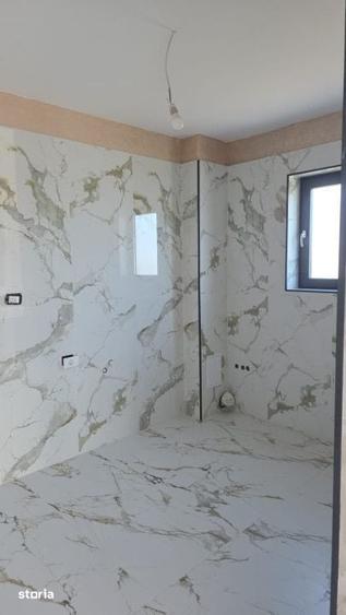 Casă cu 4 camere cu Teren 320 Mp în Central