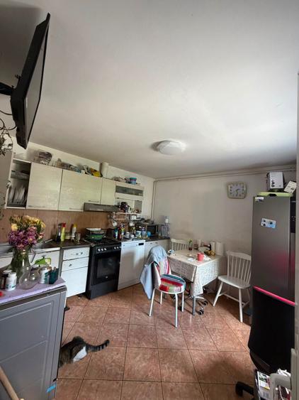 Casă cu 3 camere în Central