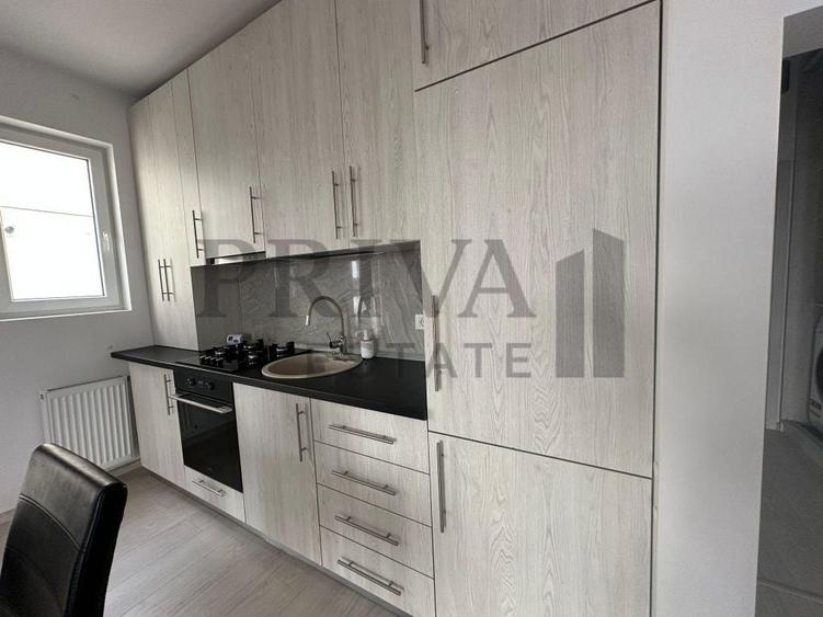 Apartament cu 2 camere semidecomandat, mobilat în Giroc