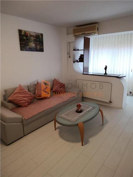 Apartament cu 2 camere semidecomandat, mobilat în Unirii Sud