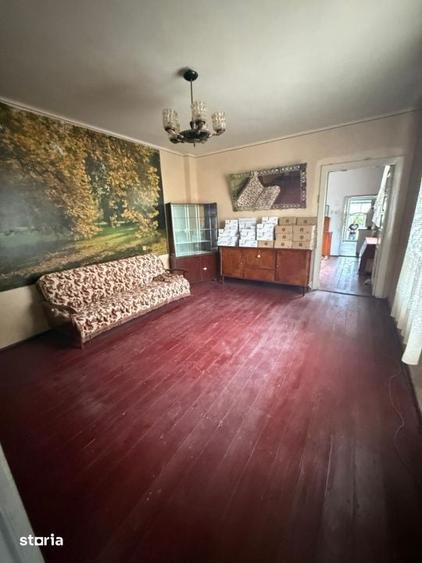 Casă cu 3 camere cu Teren 339 Mp în Central