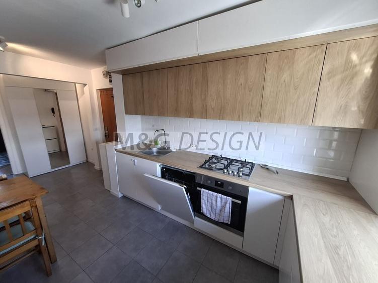 Apartament cu 3 camere decomandat, mobilat în Dâmbovița