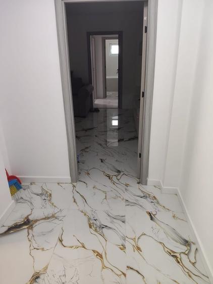 Apartament cu 2 camere semidecomandat în Stăncești