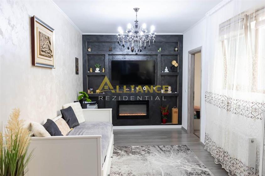 Apartament cu 2 camere decomandat în Metalurgiei