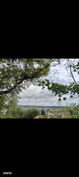 Teren de 900 mp, în Central