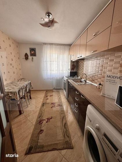 Apartament cu 3 camere decomandat în Central