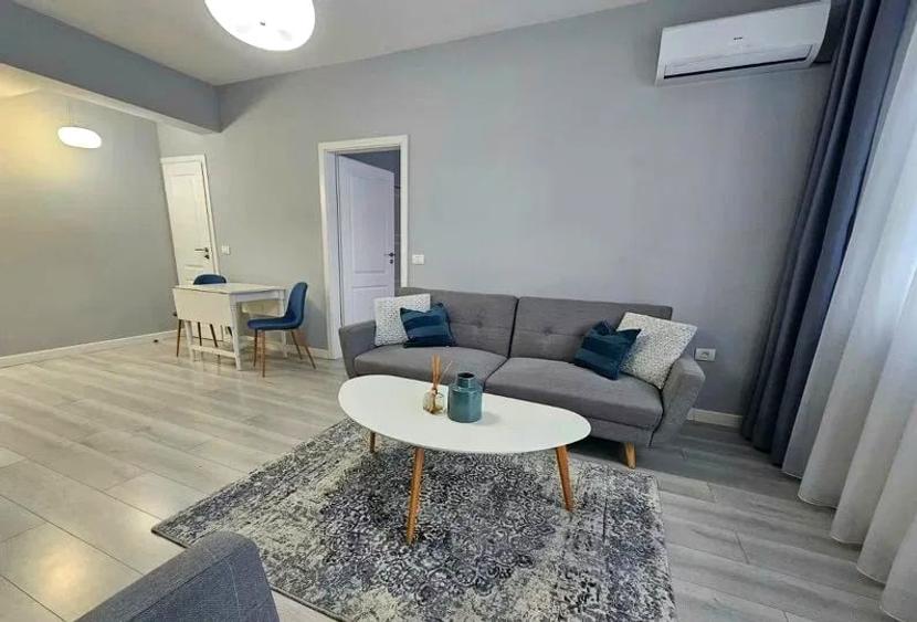 Apartament cu 2 camere semidecomandat, mobilat în Calea Victoriei