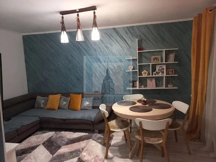 Apartament cu 3 camere decomandat, mobilat în Tractorul