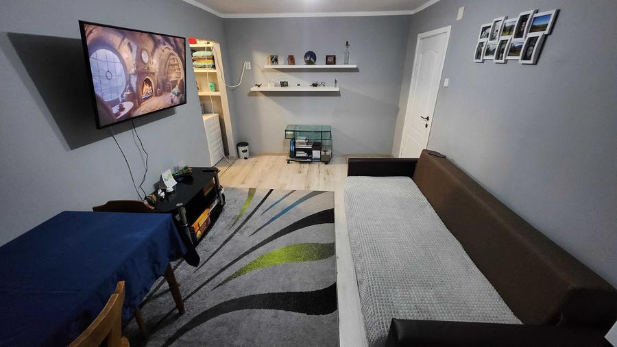 Apartament cu 2 camere semidecomandat în Exterior Vest