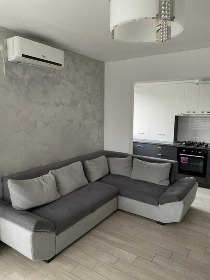 Apartament cu 3 camere decomandat în Nufărul
