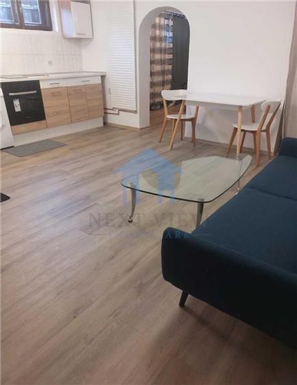 Apartament cu 2 camere decomandat în Dâmbul Rotund