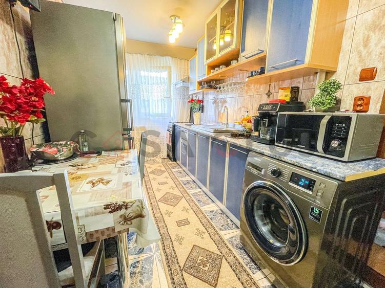 Apartament cu 4 camere semidecomandat, mobilat în Mănăștur