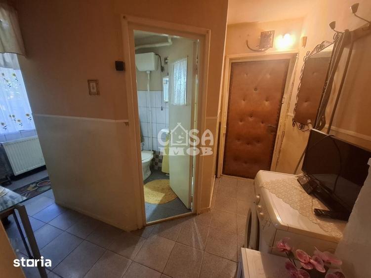 Apartament cu 2 camere în Micro 8