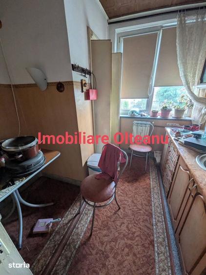 Apartament cu 2 camere decomandat în Calea București