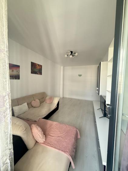 Apartament cu 2 camere decomandat în Militari