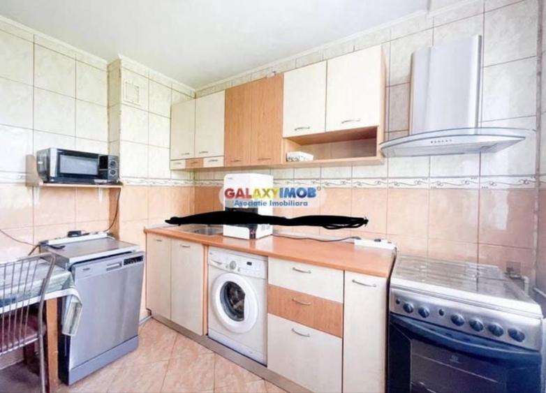Apartament cu 2 camere decomandat în Păcii