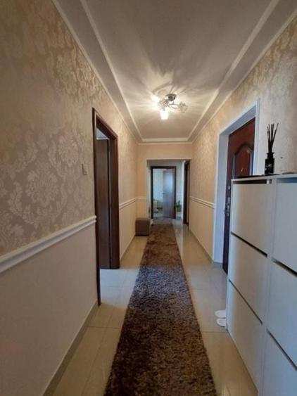 13 septembrie | 3 camere | 80mp | et 8 | bloc reabilitat | 165.700 - 6