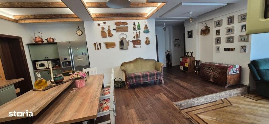 Casă cu 4 camere cu Teren 762 Mp în Exterior Vest