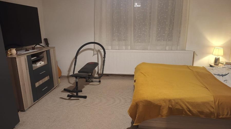 Casă cu 5 camere cu Teren 980 Mp în Central