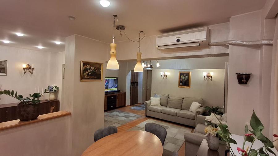 Apartament cu 2 camere semidecomandat în Mihai Bravu