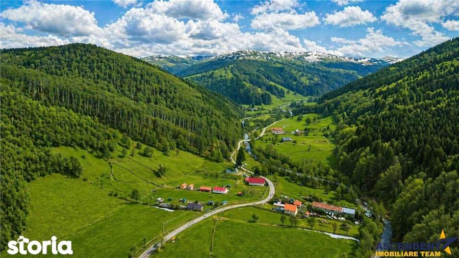 Casă cu 2 camere cu Teren 5425 Mp în Vama Buzăului